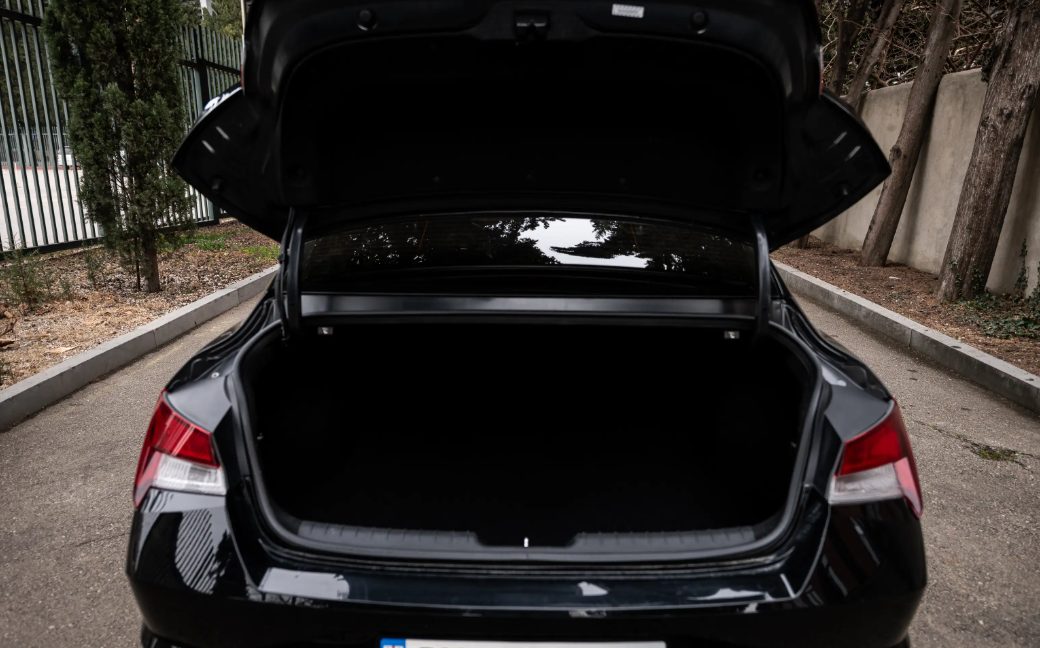 Hyundai Elantra 9