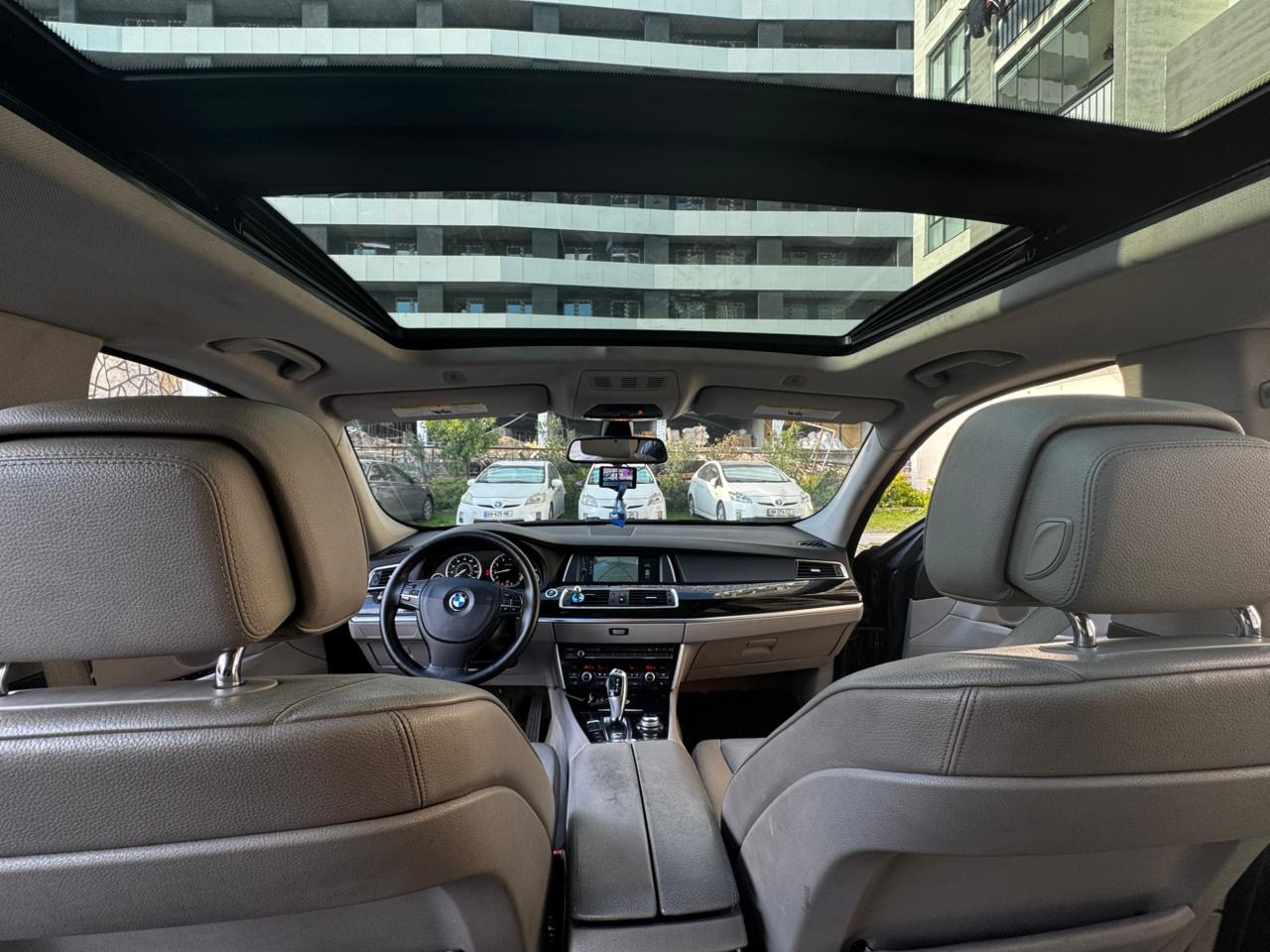 BMW 5 Series 7