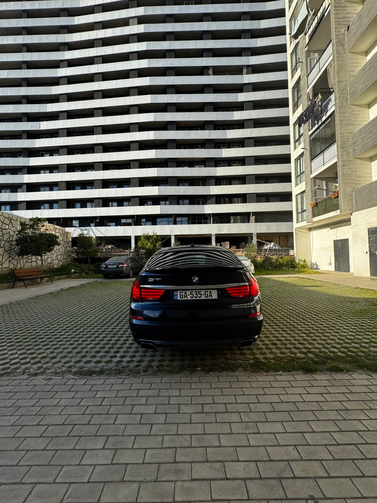 BMW 5 Series 4