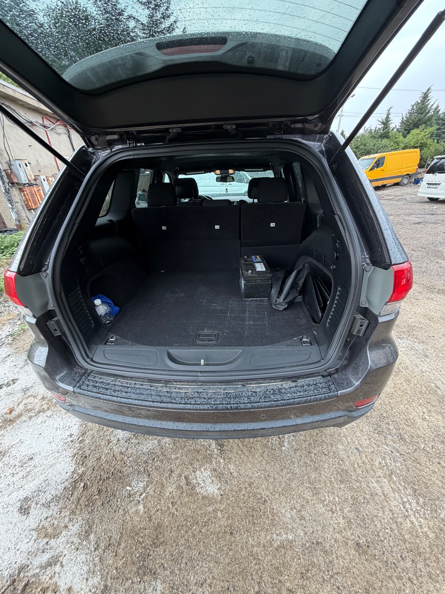 Jeep Grand Cherokee 8